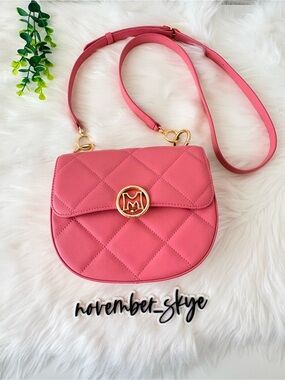 Metrocity Pink Quilted Leather Crossbody Bag Gold Logo‎ Saddle Bag Womens